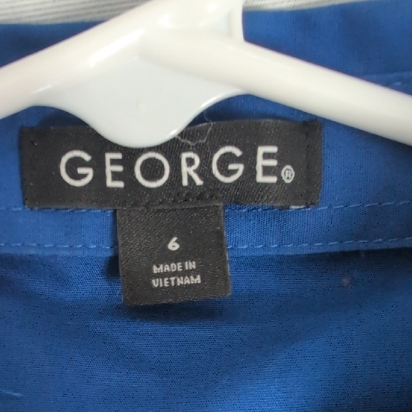 George Blue Garment - Picture 4 of 5